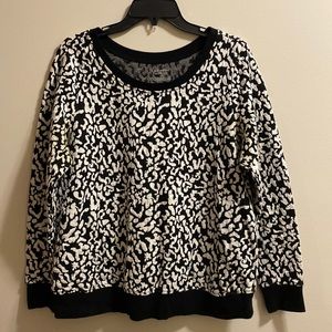 Sz 14/16 Lane Bryant Black & White Sweatshirt